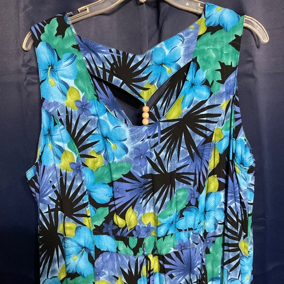 Great sleeveless summer dress size XL.   W122 - Picture 3 of 5
